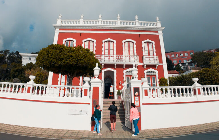 Casa Roja Museo del Corpus Christi y el Bordado